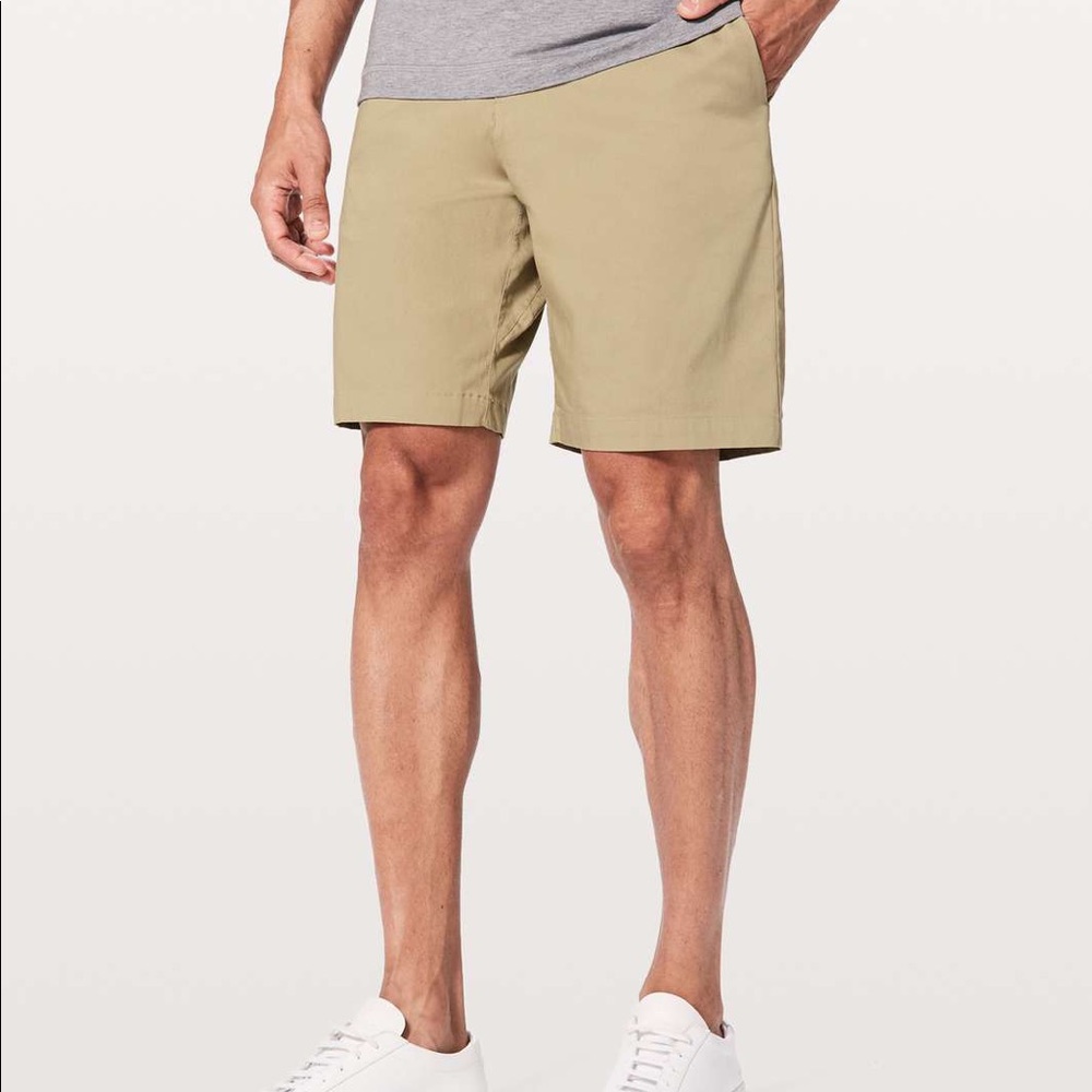 Lululemon Commission Short Slim *Chino 9"
